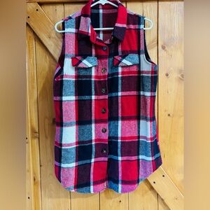 Plaid Flannel Sleeveless Vest in Red and Black